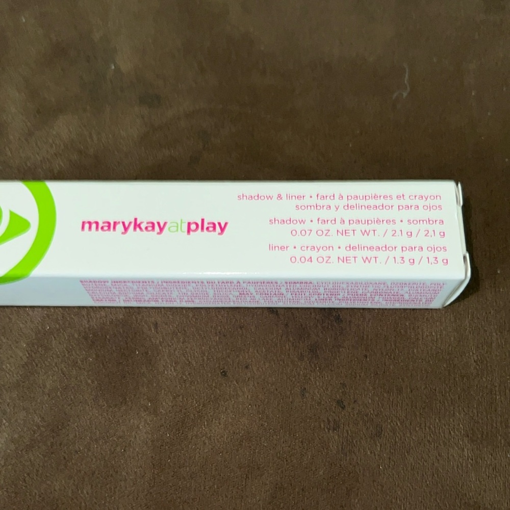 Mary Kay At Play Eye Shadow and Liner-Iced Lilac